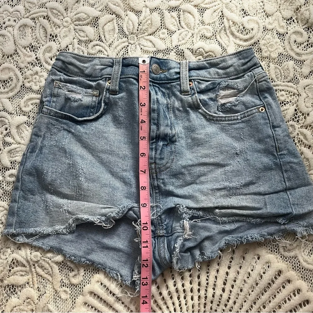 ๐ wild fable distressed jean shorts (1) - Picture 3 of 6